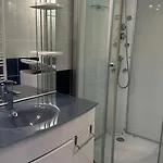 Le Nautilus - Parking - Piscine - Port Апартаменти *