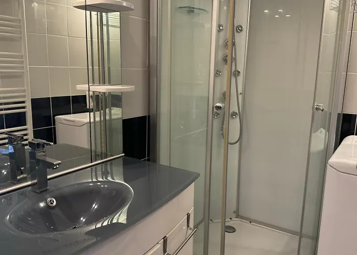 Le Nautilus - Parking - Piscine - Port Agde